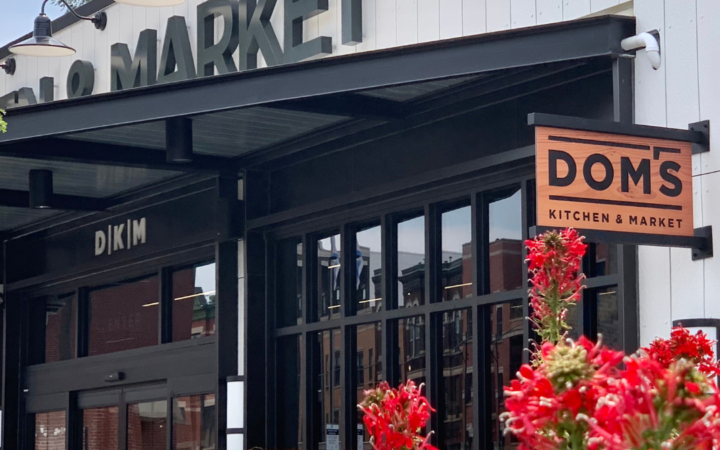 Doms Kitchen and Market Lincoln Park