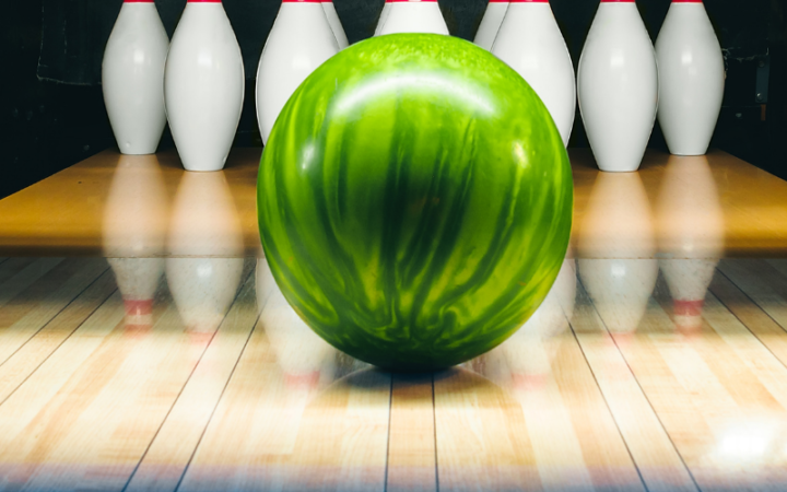 Best Bowling Alleys in Chicago